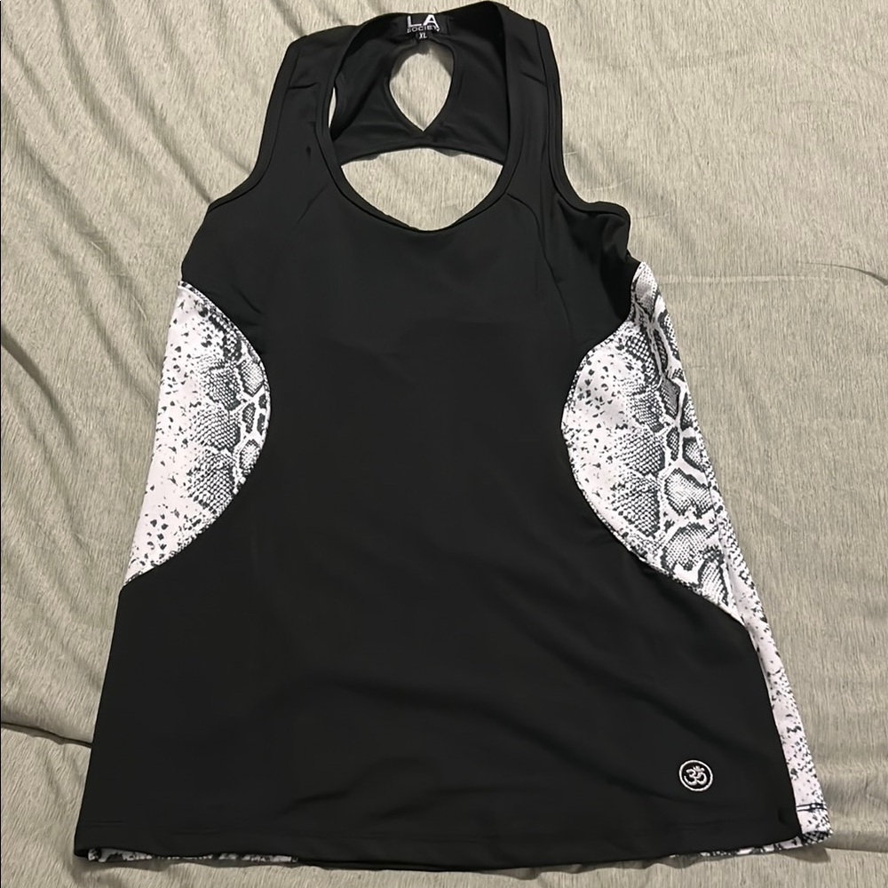💫Black and White Tank Top with Snake Print